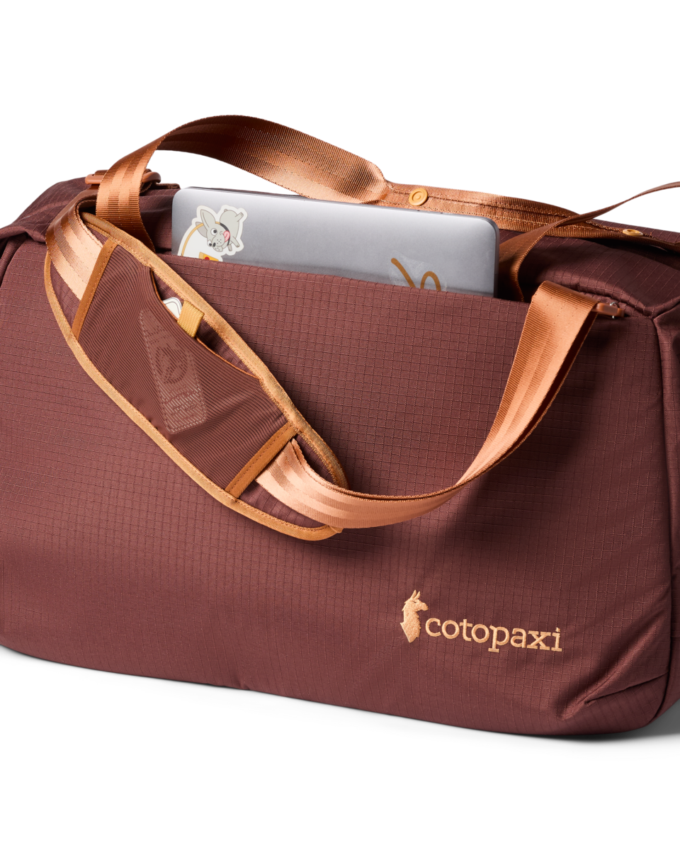 Viaje 35L Travel Duffel