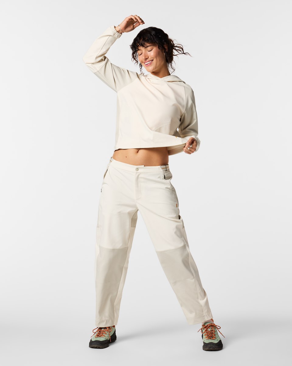 Adelante Hoodie - Women's