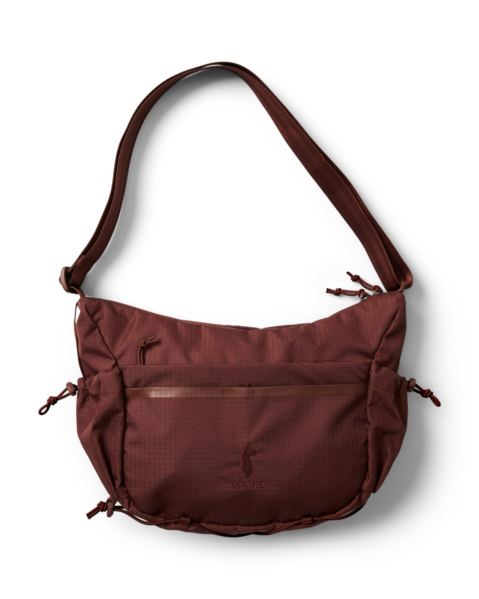 Viaje 9L Shoulder Bag